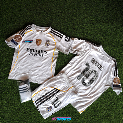 Kit niño Real Madrid Casa edición especial 25/26 - #10 Modrić