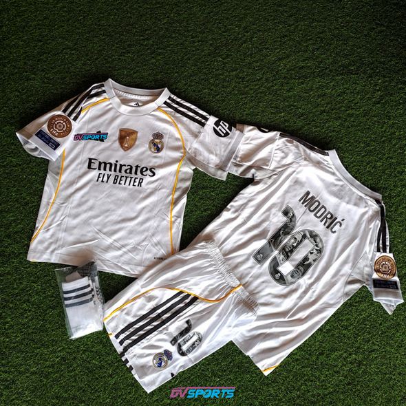 Kit niño Real Madrid Casa edición especial 25/26 - #10 Modrić